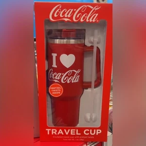 NUOVO IN CONFEZIONE REGALO I LOVE COCA COLA COLA 40 ONCE BICCHIERE TAZZA DA VIAGGIO COPERCHIO E CANNUCCIA - Foto 1 di 7