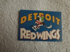 Jim Henson's Muppets Take the Ice: NHL "DETROIT RED WINGS" #33 Trading Card 1994