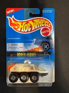 1995 HOT WHEELS SPACE SERIES #388 WHITE RADAR DISH ROTATES 1/64 MIP - Bild 1 von 2