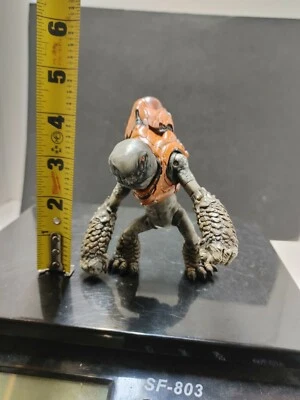 HALO 4 SERIES 1 GRUNT STORM ACTION FIGURE MICROSOFT MCFARLANE TOYS 2012 - Image 1 of 4