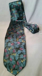 Charleston Tie Rack Men's Neck Tie Italy 100% Silk Black Blue Mauve Gold 56" - Picture 1 of 6