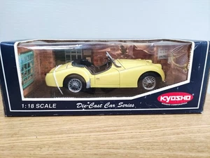 1/18 scale Kyosho 7025Y Triumph TR3A (Yellow ) Boxed - Picture 1 of 9