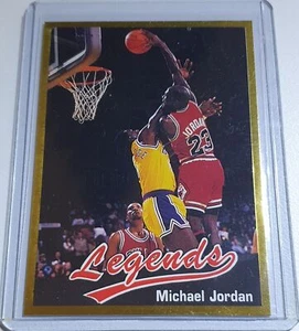 1990 Legends Magazine Insert Michael Jordan #16 GOLD FOIL - Ready to Grade - Picture 1 of 2