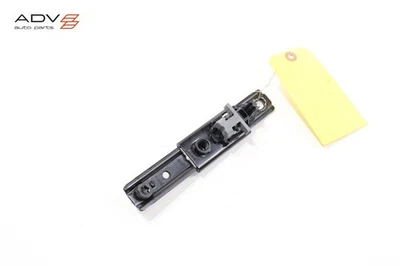 Chevrolet Blazer EV 2019-2025 cinturón de seguridad delantero izquierdo cinturón de seguridad ajuste de altura OEM Foto 1 de 4