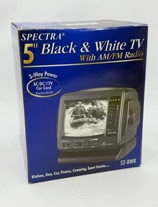NEU Spectra 5" tragbares schwarz & weiß TV AM/FM Radio 3 Wege Strom 52-BWR im Karton - Bild 1 von 6