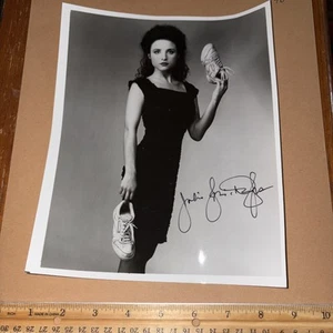 Original Signed Julia Louis-Dreyfus Seinfeld Actress 8x10 Rare Sneakers Photo - Picture 1 of 1