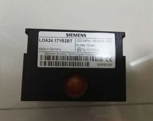 Scatola di controllo SIEMENS LOA24.171B2BT per regolatore bruciatore - Foto 1 di 2