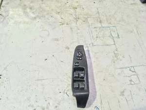 Subaru Outback Master Window Switch B3A 12/1998-08/2003 - Picture 1 of 2
