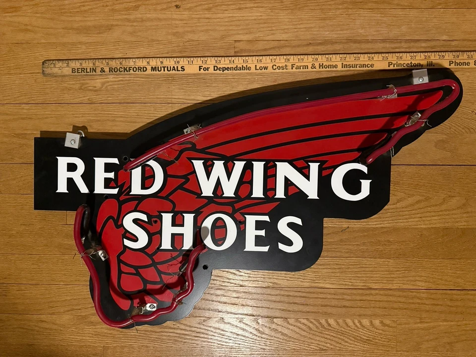 BOTAS ZAPATOS ALA ROJA VINTAGE PUBLICIDAD GRANDE ILUMINADO ZAPATERÍA CARTEL 31" Foto 1 de 2