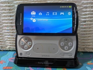 Sony Ericsson Xperia PLAY (DoCoMo Japan) - Picture 1 of 12