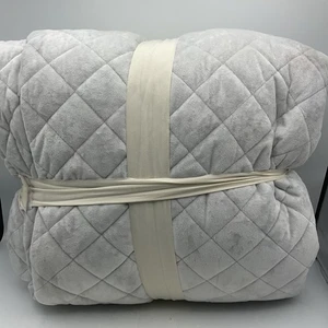 Threshold Gray Quilt Velvet Diamond Stitch Full/Queen Size - Picture 1 of 4