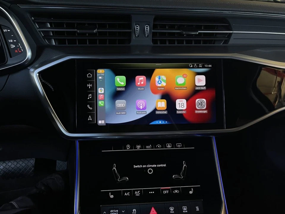 Audi SD Karten Navigation Update 2025/2026 Inkl. Apple CarPlay, Android Auto - Bild 1 von 4
