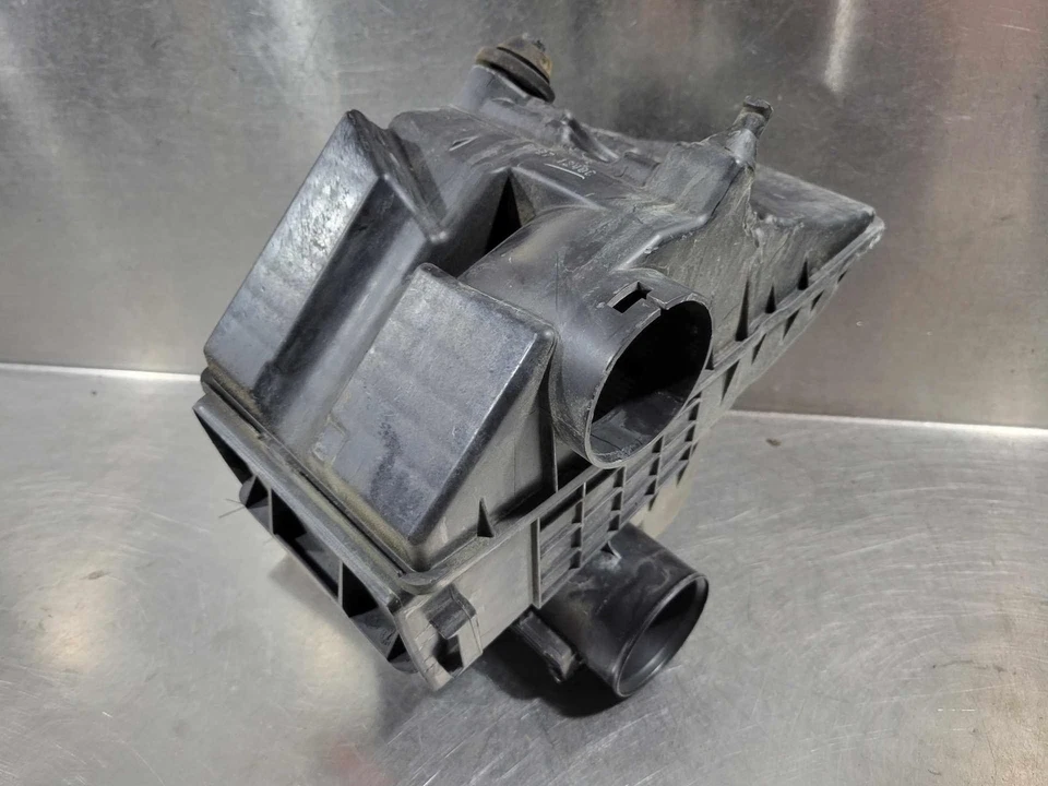 Limpiador de aire 13 14 15 16 17 18 19 20 21 NISSAN NV 200 Foto 1 de 1