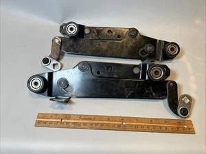 Lazy Boy La-Z Recline Track Roller Bearing Base Guide Bottom Side Bracket (J1) - Picture 1 of 15