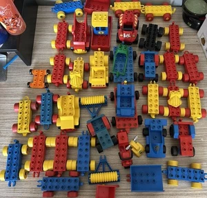 LEGO DUPLO 39x BASE RUOTE Auto Trattori Camion dei Pompieri Bundle - Foto 1 di 24