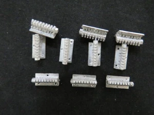 A.B.S SIDELINES 1:43 - 7mm - 0 GAUGE  WHITE METAL POINT RODDING CARRIERS  S.S85 - Picture 1 of 2