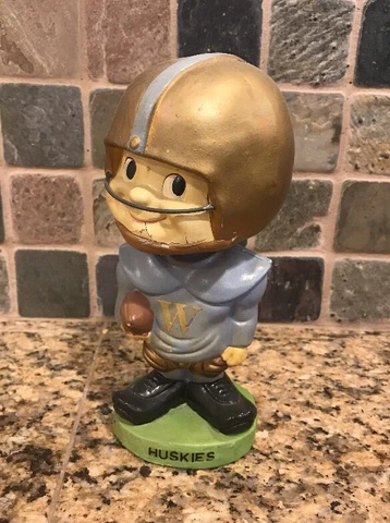 Vintage 1960’s Washington Huskies NCAA Bobblehead 6.5” Tall Very Rare!! Cover