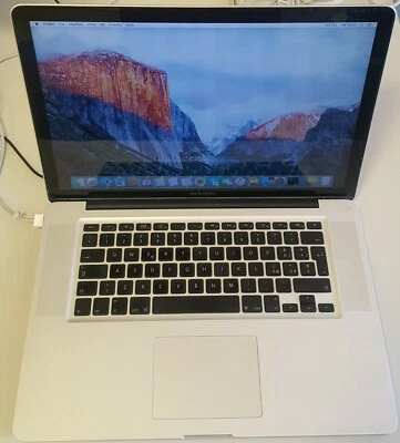 Apple MacBook Pro A1286 fine 2008 15" Core2 Duo - 4GB Ram 256GB SSD Funzionante - Immagine 1 di 4