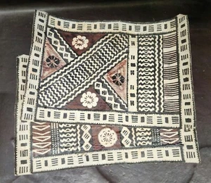*Selten/Vintage* Fidschi Rinde Tapa Stoff Tischsets, Handarbeit, 12"x18", LESEN - Bild 1 von 9