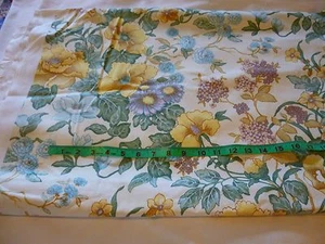 Cotton decorating fabric-large yellow floral on off white-no shine-1 yd 29"x58" - Picture 1 of 1