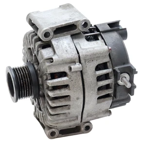 Mercedes W212 S212 Mopf 250CDI A0009062822 Lichtmaschine Generator VALEO - Picture 1 of 6