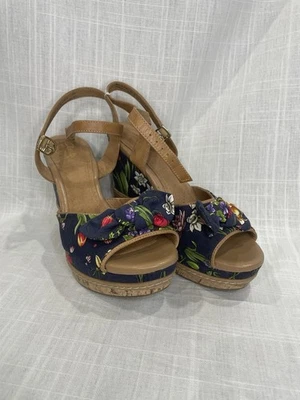 Women’s Clark Floral Wedges Size 8 With Straps And Bows 4 Inch Heel - Image 1 of 4