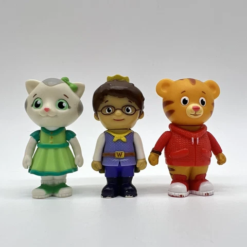 Lot of 3 Daniel Tiger's Neighborhood Family and Friends Figures PBS PVC Cake Top Cover