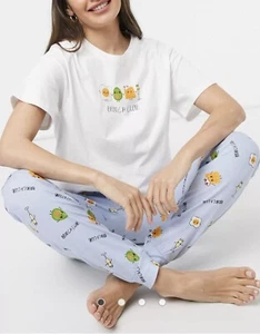 New Look brunch club slogan pyjama set in white - Picture 1 of 5
