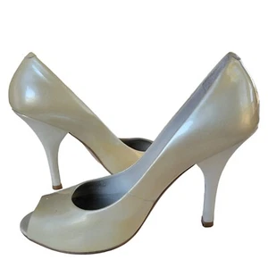 Gianni Bini shoes Women Sz 8.5 M pumps Light Yellow Heels Peep Toe Upper Leather - Picture 1 of 12