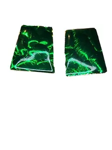 Pendientes de poste perforados geométricos de esmalte verde trapezoide de colección - Imagen 1 de 4