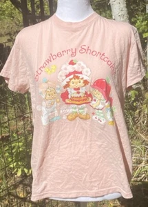 Strawberry Shortcake Women Medium Pink Shirt Y2K Classic Casual Tee Short Sleeve - Picture 1 of 12