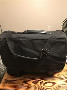 Heritage 15" Laptop Computer Bag w/ 2 Main Zippered Pockets & Lots pouches-EUC - Picture 1 of 12