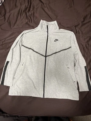 Nike Women’s Sportswear Tech Fleece Windrunner Hoodie Women's Sz L - Image 1 of 4