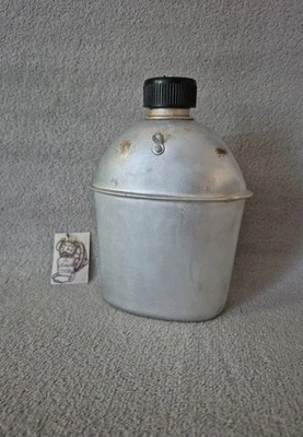 Ancienne Gourde en Métal  - Photo 1/4