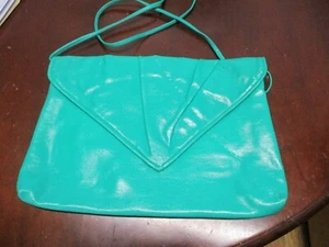 FAY SWAFFORD GREEN PATENT ENVELOPE CLUTCH SHOULDER CROSSBODY BAG PURSE - Picture 1 of 8