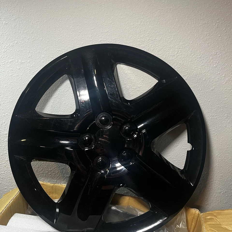 Tapacubos 17" 5 radios NEGRO BRILLANTE AJUSTE UNIVERSAL Tapacubos Llanta/Cubiertas de rueda # 431-17BLK SET Foto 1 de 4