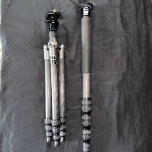 Gitzo Carbon Fiber Tripod G11581 & Monopod G1578L MK2 Adjustable - Picture 1 of 9