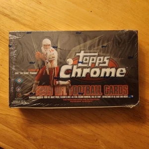 1999 TOPPS CHROME FOOTBALL FACTORY SEALED 24 PACK HOBBY BOX - Picture 1 of 2