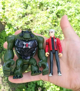 Figuras de acción CN Ben 10 Ultimate Alien 97230 Albedo, Humungousaur paquete doble - Imagen 1 de 12