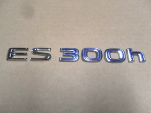 2013-2018 Lexus ES 300h Trunk Emblem OEM# 75442-33410 - Picture 1 of 10
