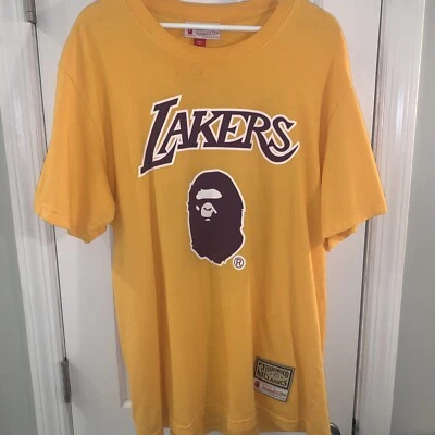 Bape X Mitchell & Ness Lakers Short Sleeve Shirt Size M - Изображение 1 из 4