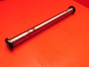 DUCATI 750 SPORT IE SWINGING ARM SPINDLE - Picture 1 of 8
