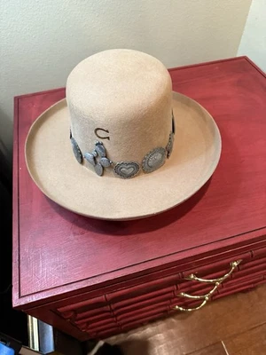 Charlie 1 Caballo "Big Iron" Talla Pequeña Foto 1 de 4