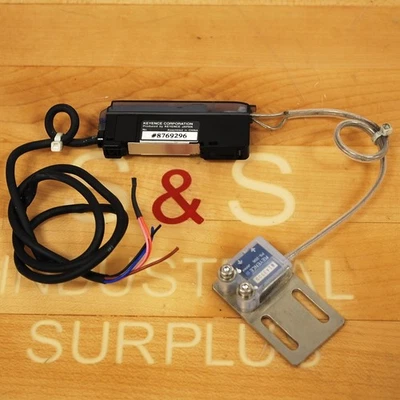 Keyence T1 Amplifier PS-206 Sensor Head - USED - Image 1 of 4