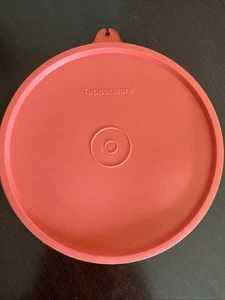 Vintage Tupperware lid 227G-3 Coral - Picture 1 of 5