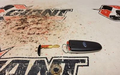 13 FORD EXPLORER OEM KEY FOB REMOTE - Image 1 of 4