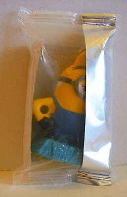 2015 Stuart Minion 2.5" General Mills Cereal Backpack Charm Despicable Me NIP - Image 1 of 2