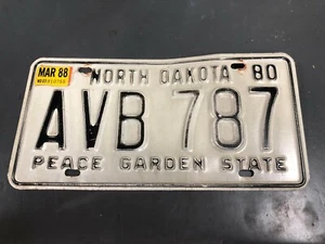 1980 North Dakota License Plate AVB787 - Picture 1 of 2