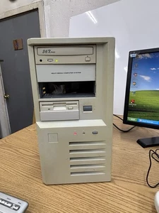 Vintage American Megatrends Computer ***Turns On - Picture 1 of 15