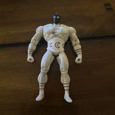 Figura de acción Hasbro Marvel Legends Moon Knight Foto 1 de 3